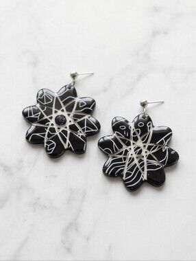 #511 HAND CRAFTED Earrings handcrafted handmade Resin black Silver Tone